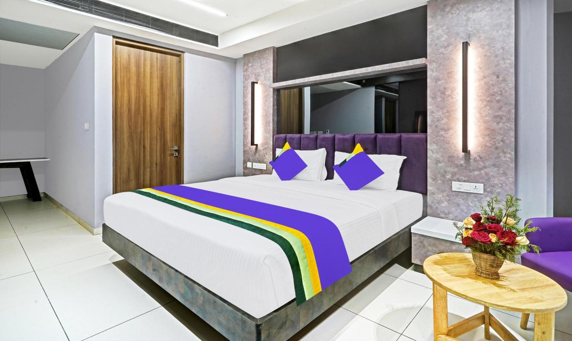 Treebo Premium La Orchid, Big Temple Hotel Thanjavur Exterior photo