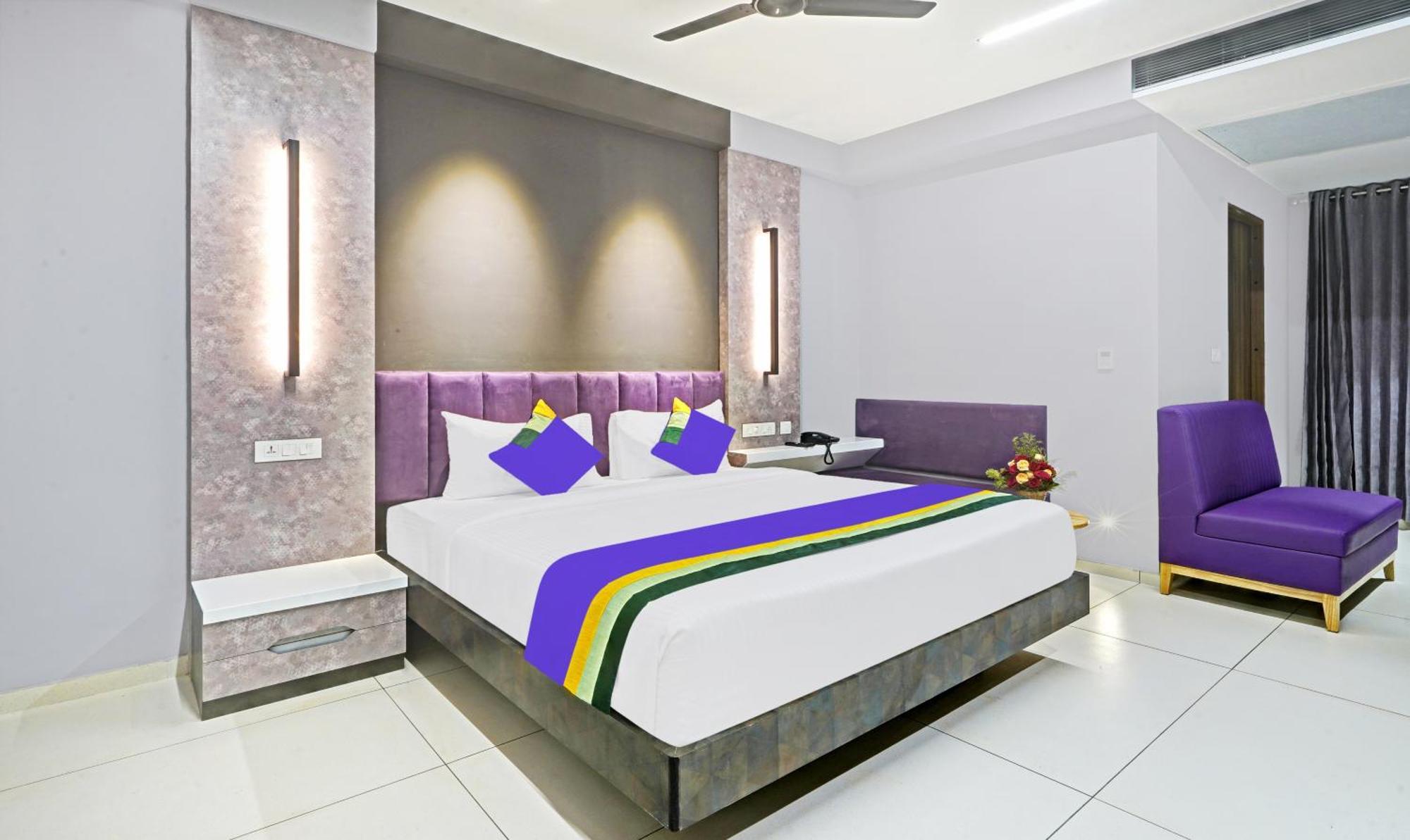 Treebo Premium La Orchid, Big Temple Hotel Thanjavur Exterior photo