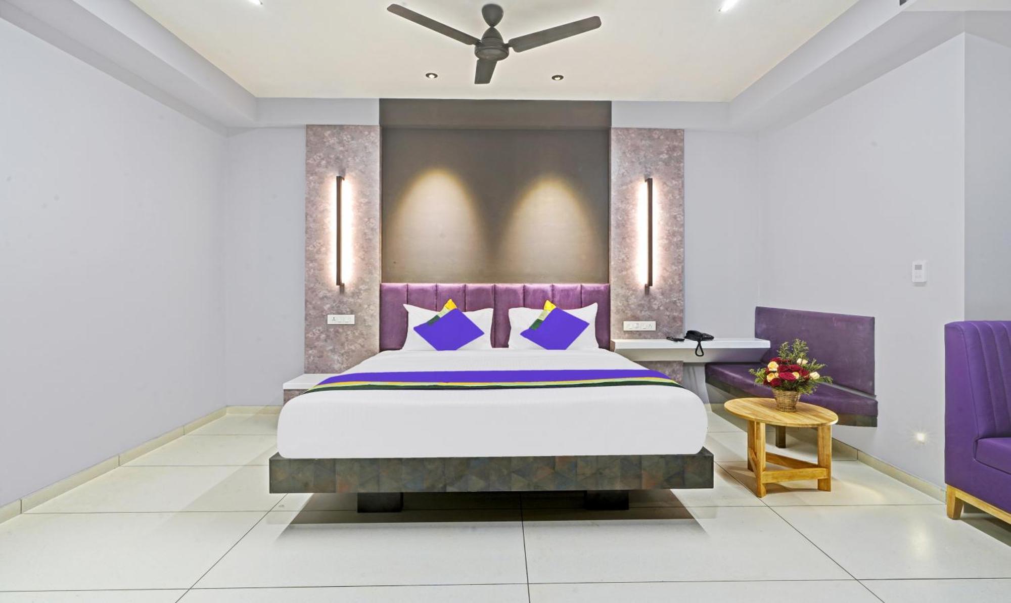 Treebo Premium La Orchid, Big Temple Hotel Thanjavur Exterior photo