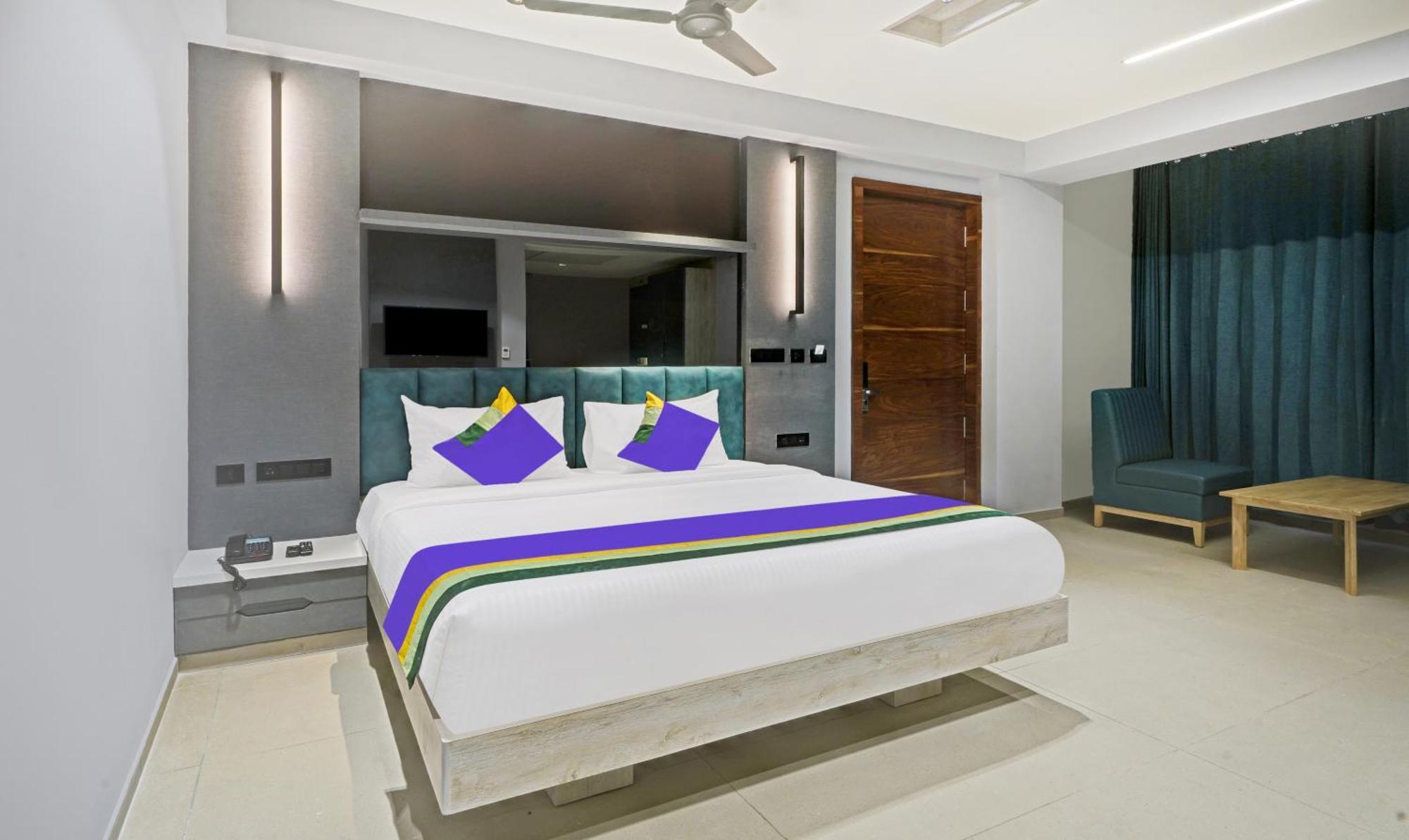 Treebo Premium La Orchid, Big Temple Hotel Thanjavur Exterior photo